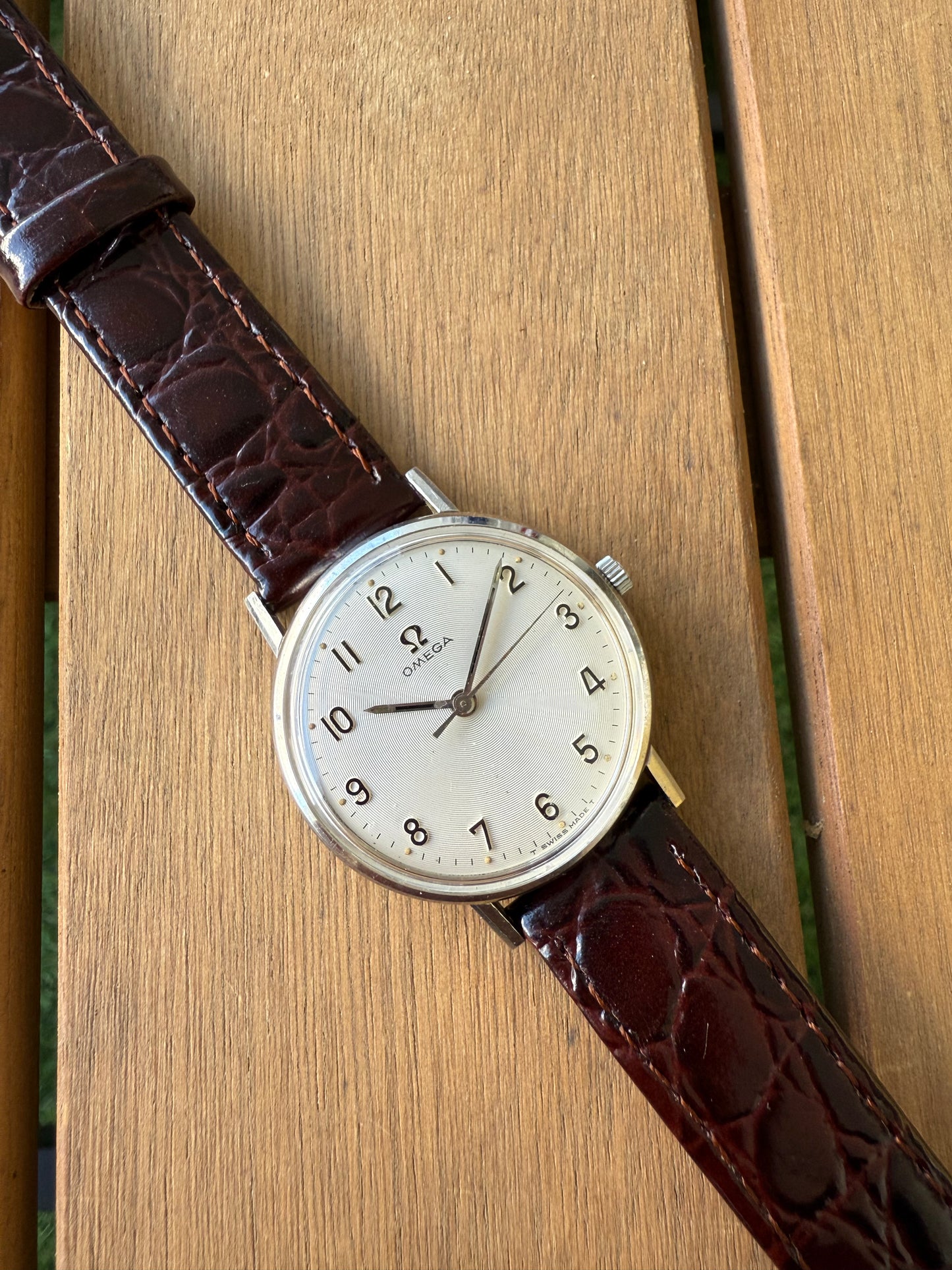 Omega raro esfera especial