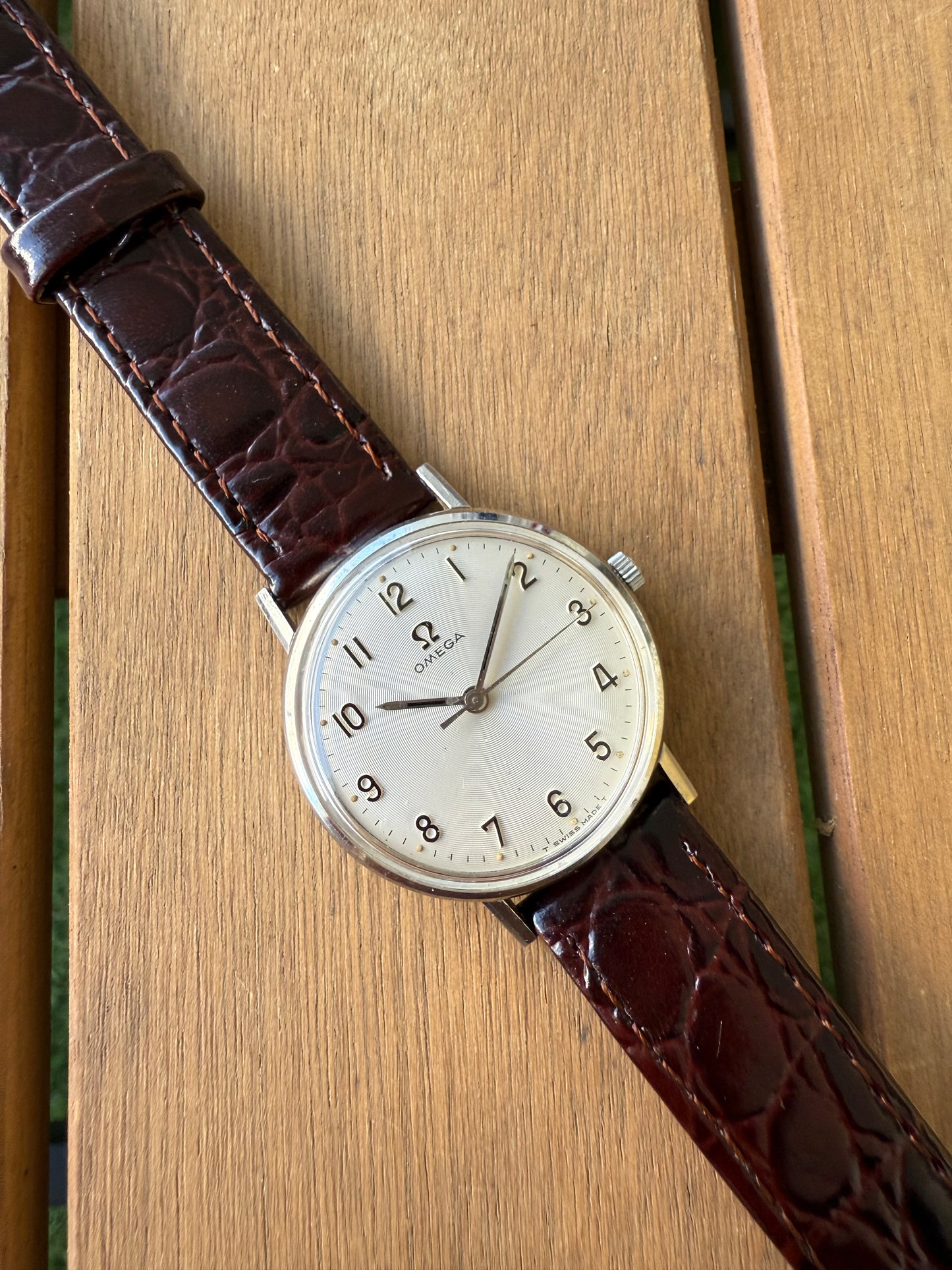 Omega raro esfera especial