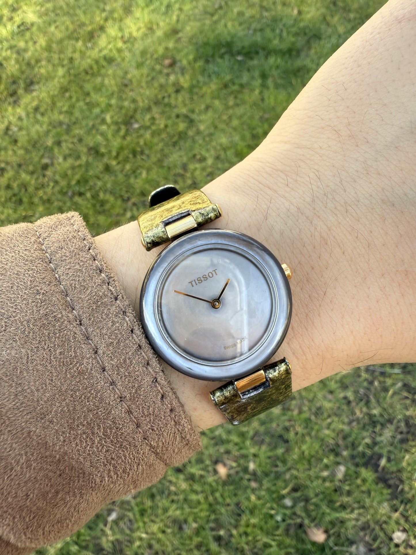 Tissot lady madre perla