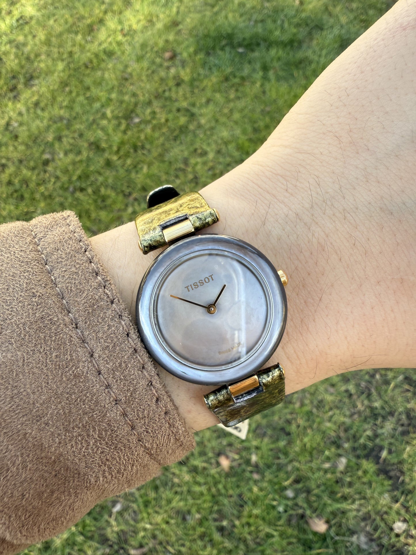 Tissot lady madre perla