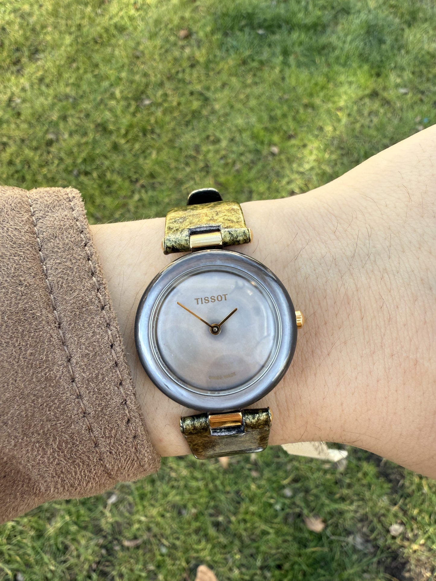 Tissot lady madre perla