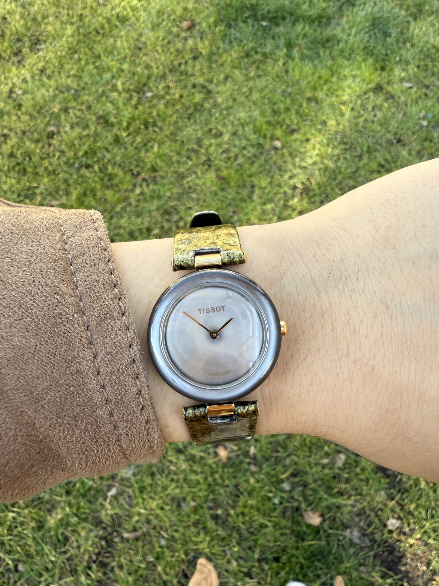 Tissot lady madre perla