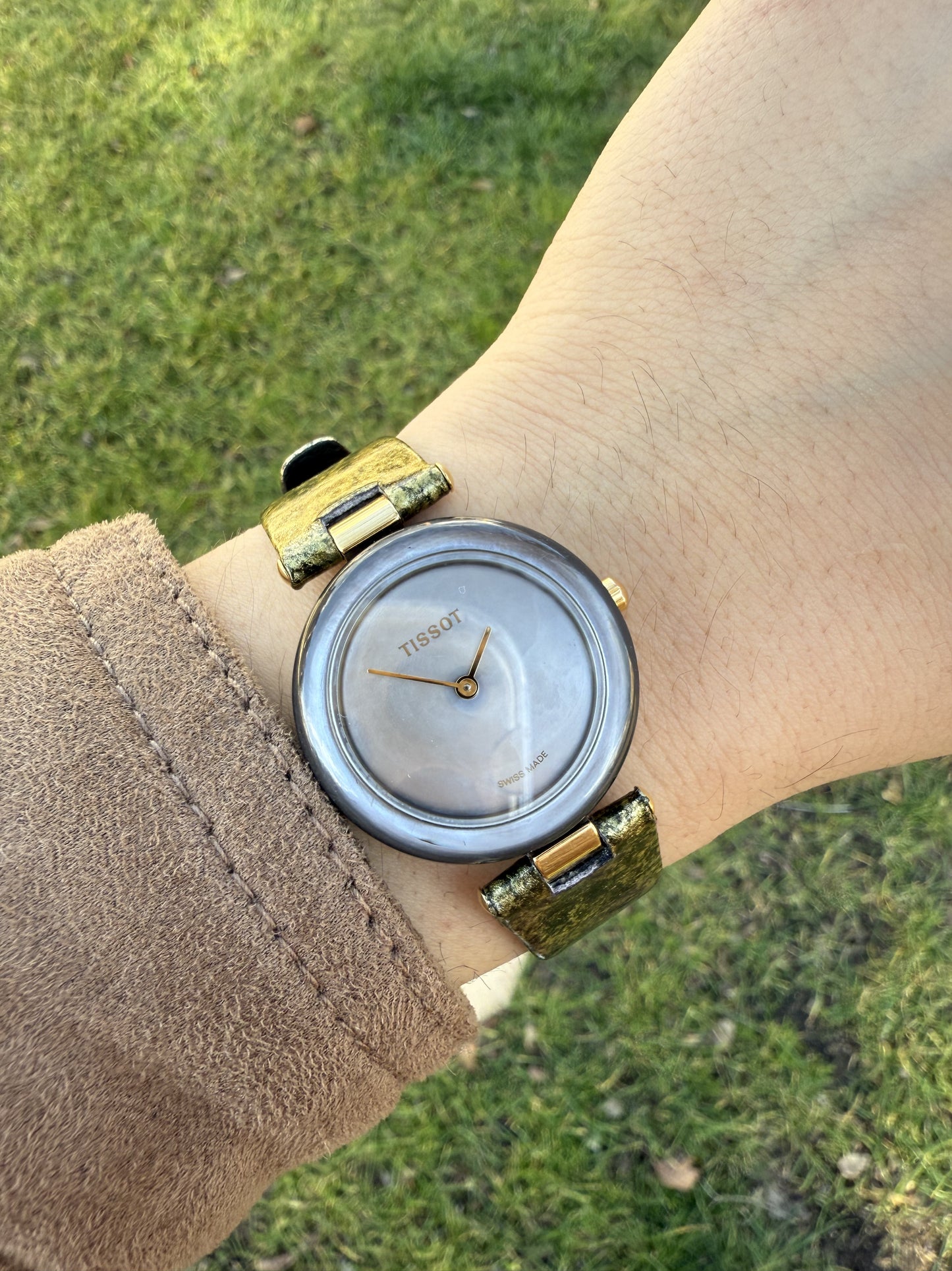 Tissot lady madre perla