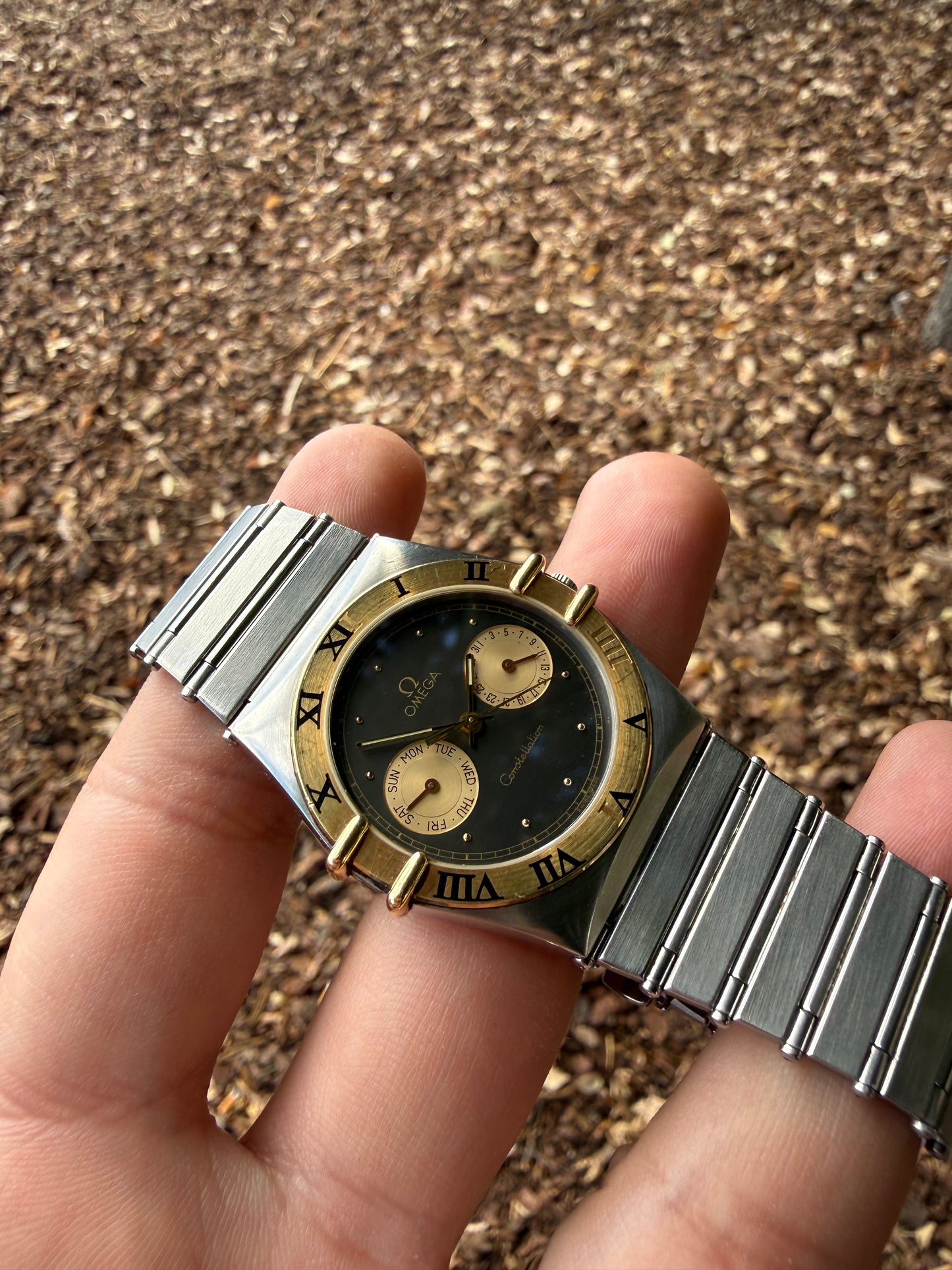 Omega Manhattan