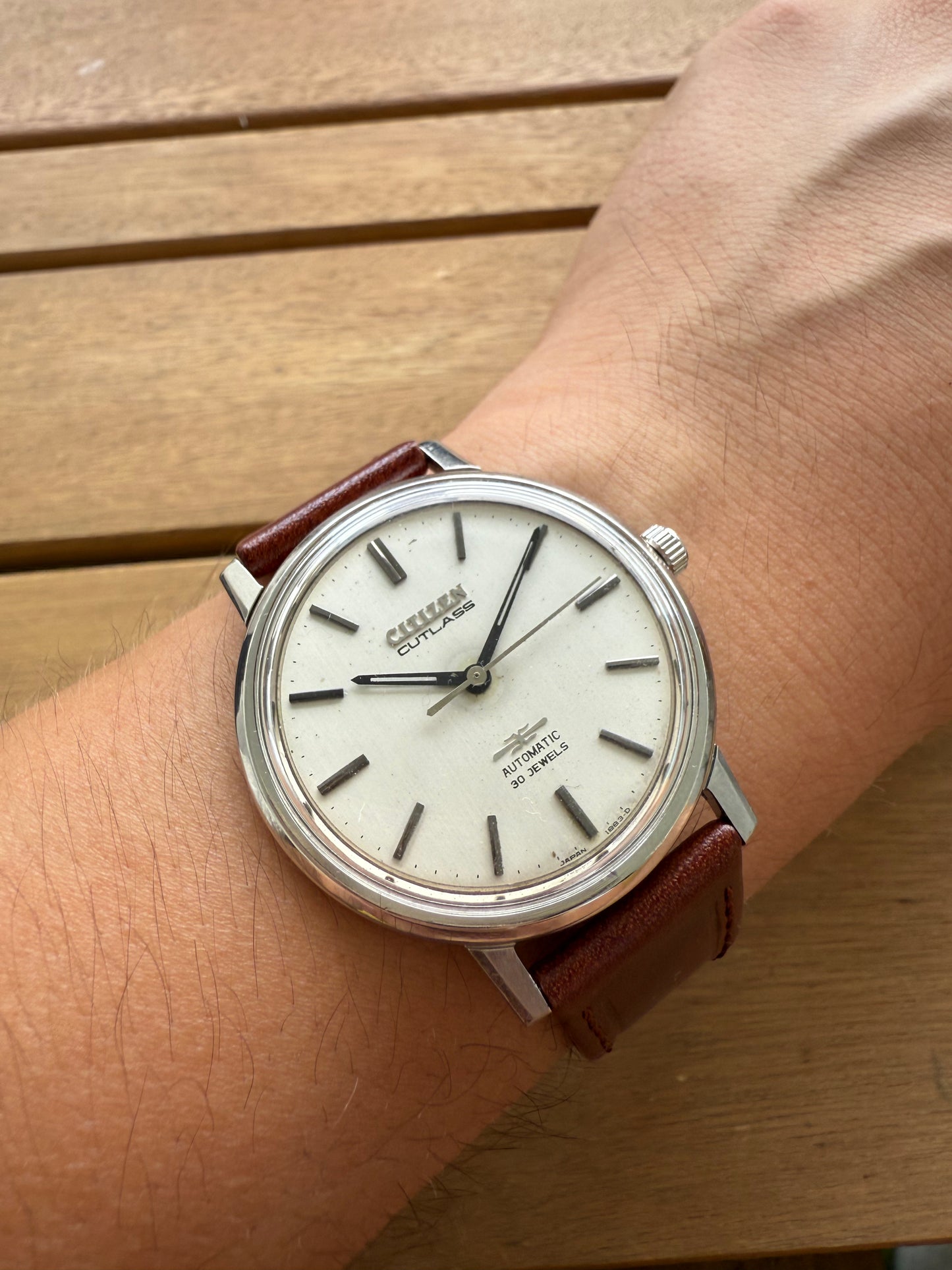Citizen Cutlass raro