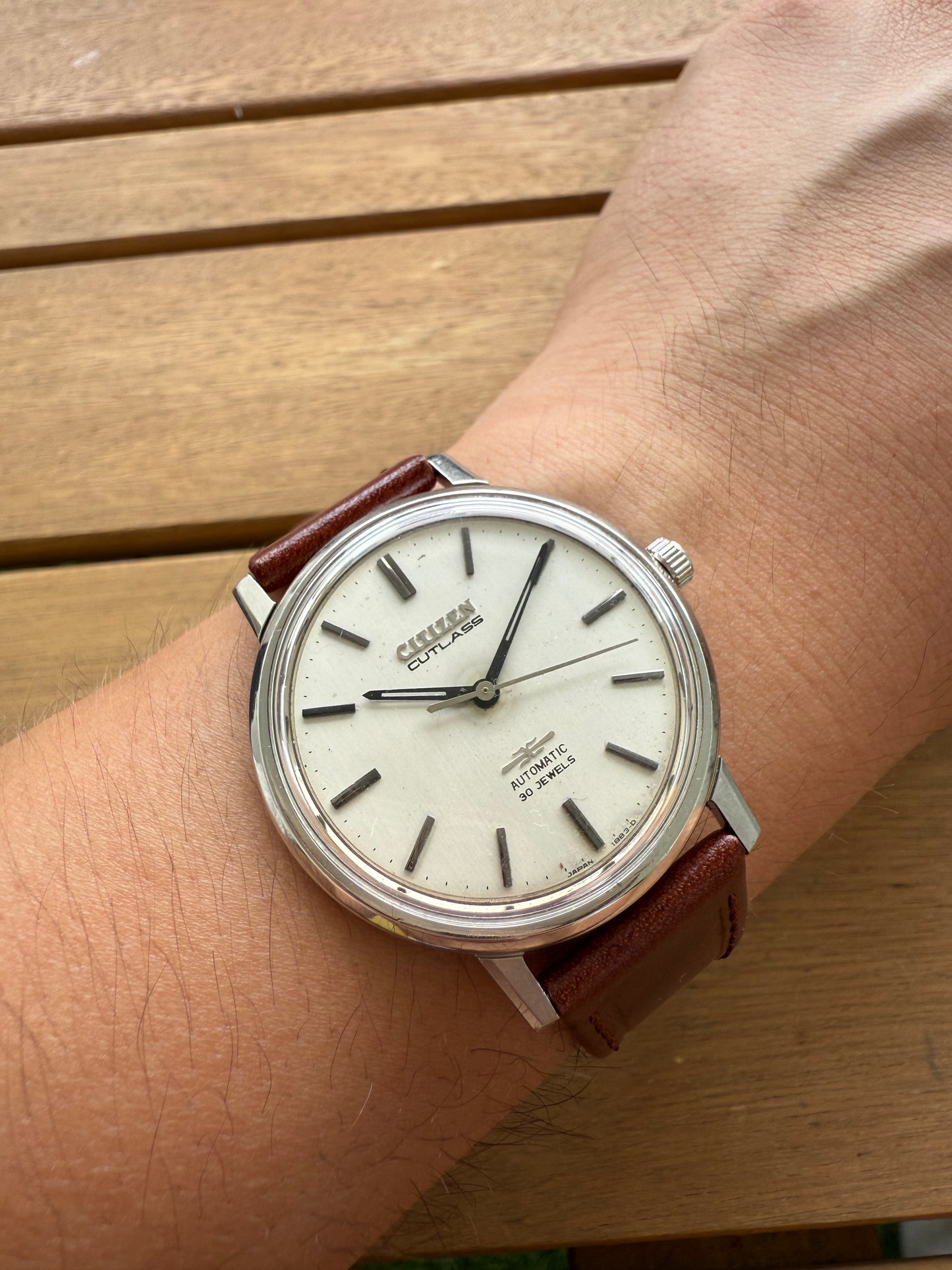 Citizen Cutlass raro
