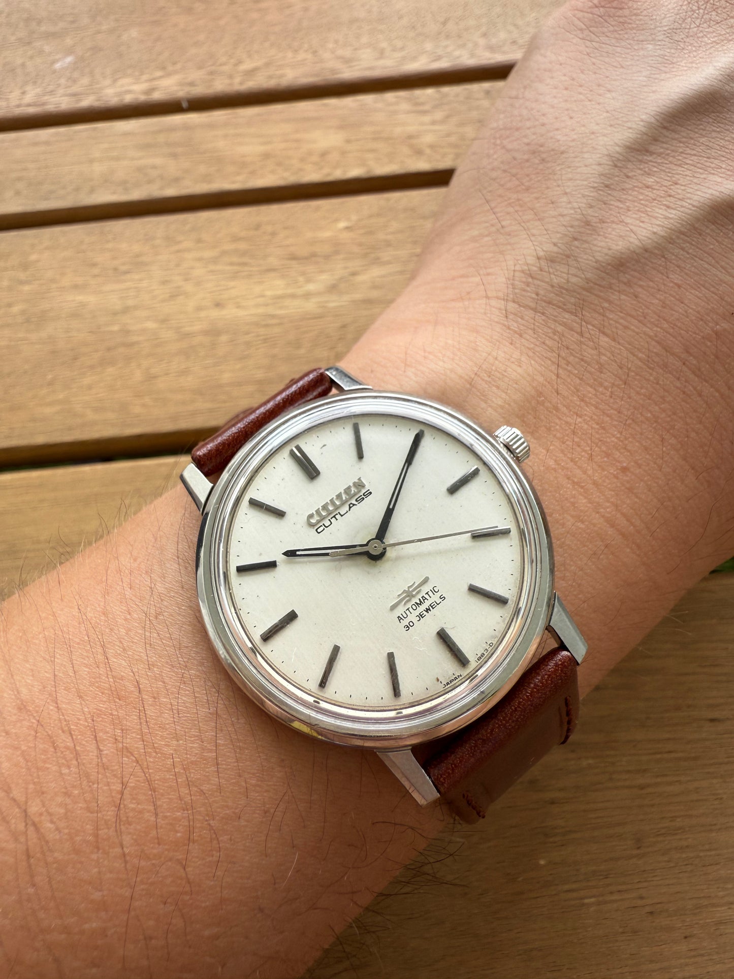 Citizen Cutlass raro