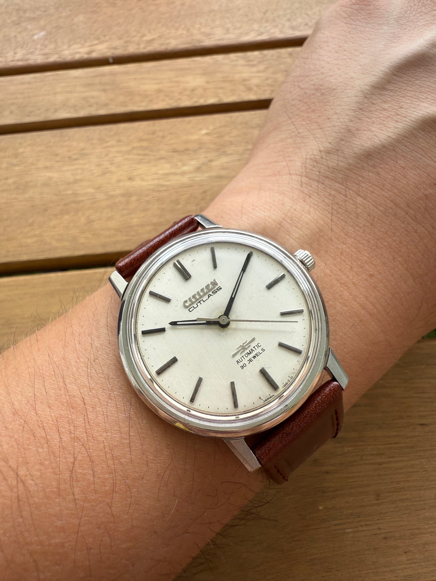 Citizen Cutlass raro