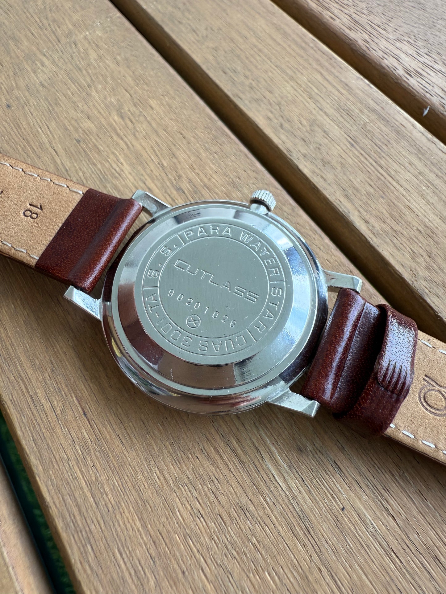 Citizen Cutlass raro