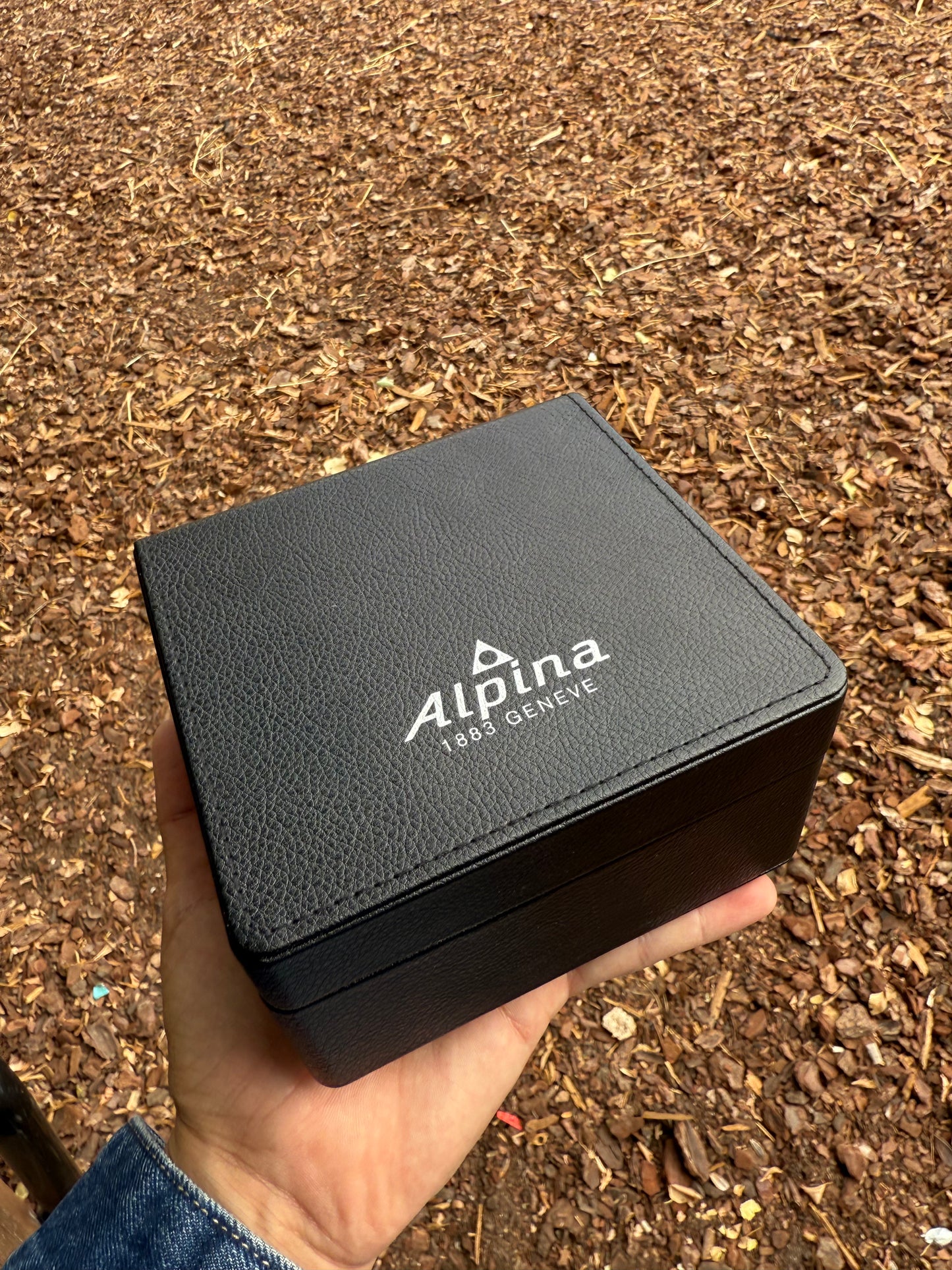 Alpina GMT Heritage Pilot