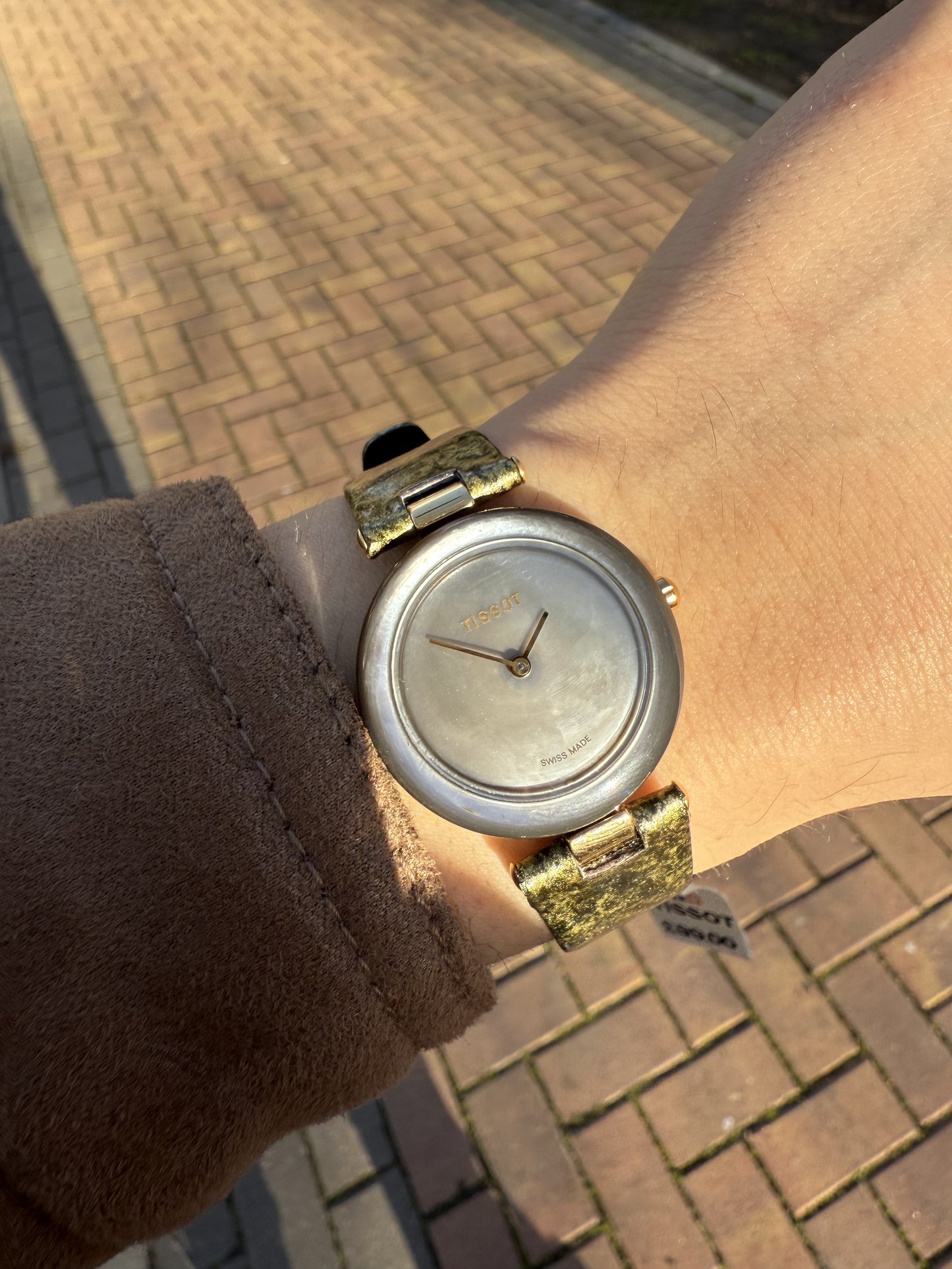 Tissot lady madre perla