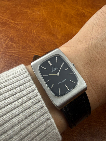 Omega tank vintage