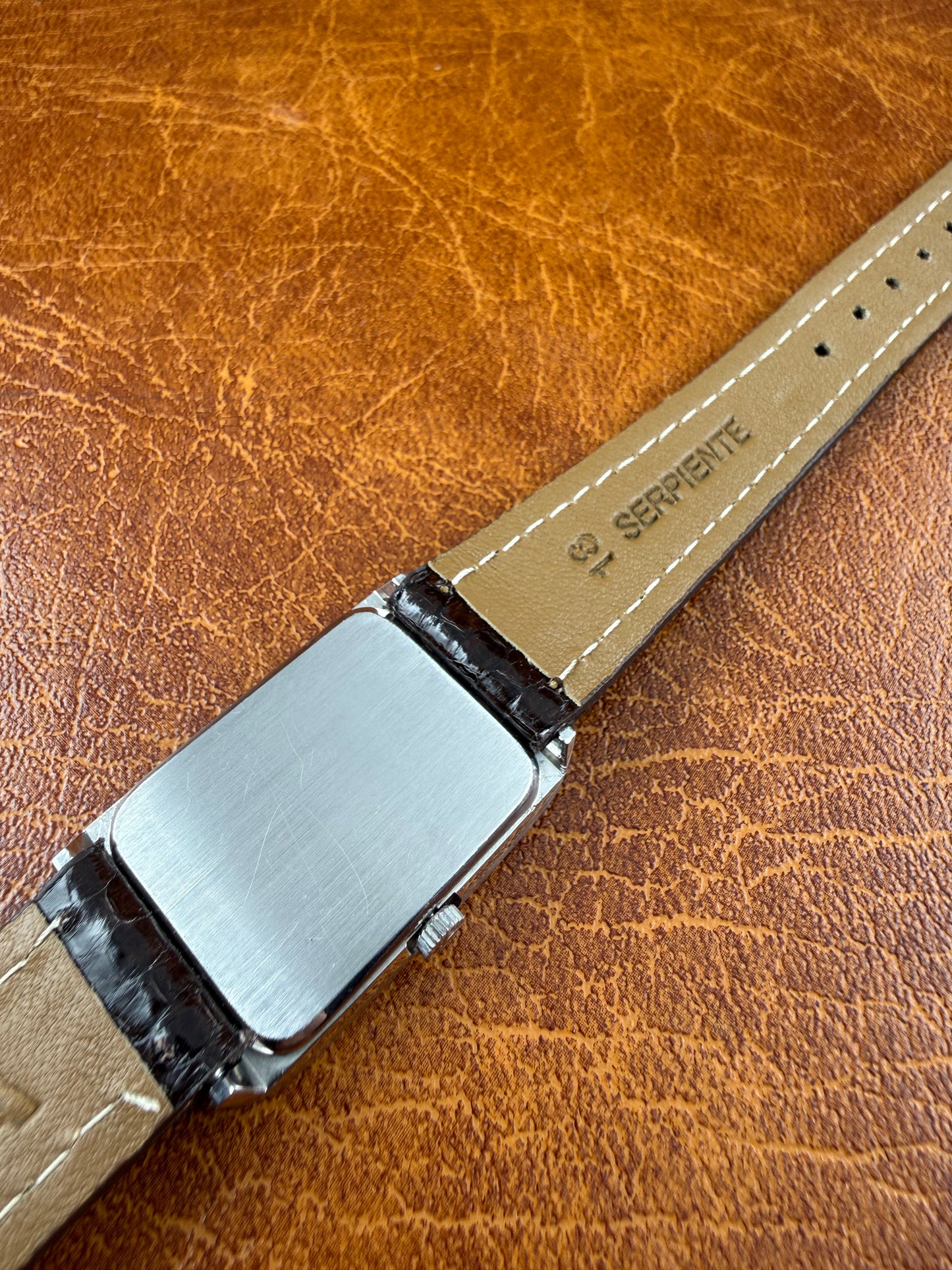 Omega tank vintage