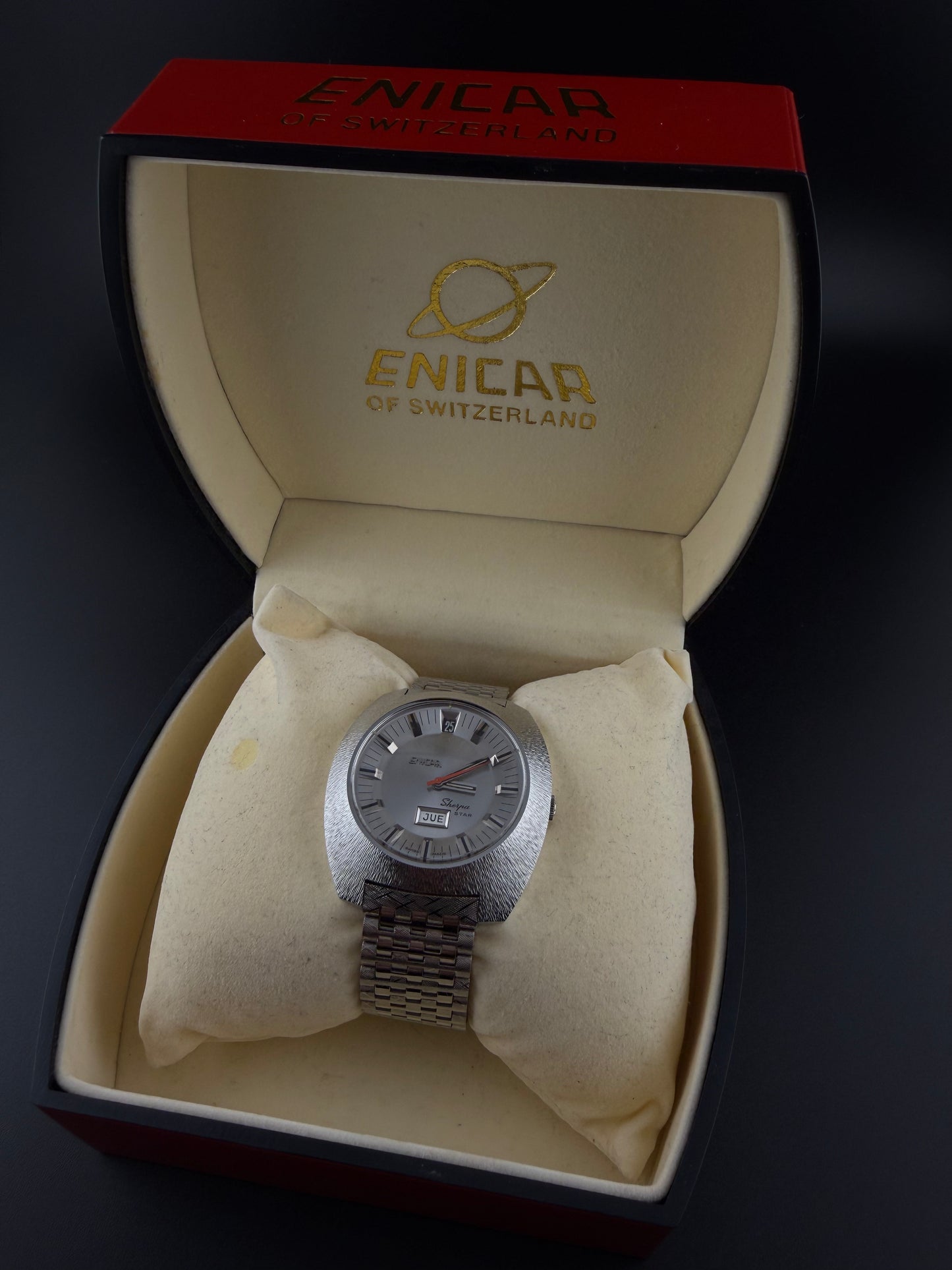 Enicar Sherpa Star RARO