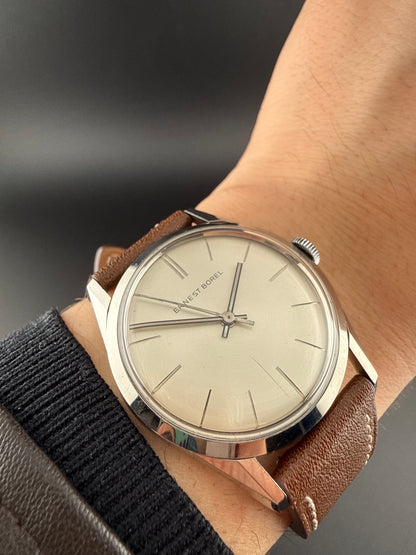 Reloj Ernest Borel cuerda
