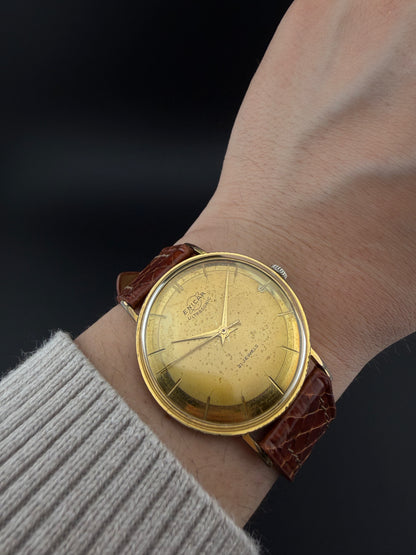 Reloj Enicar estilo polerouter