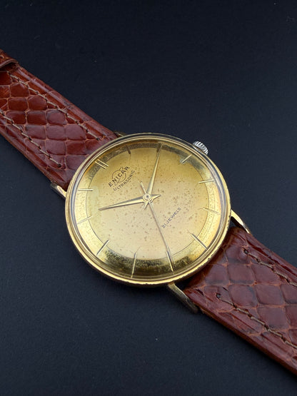 Reloj Enicar estilo polerouter