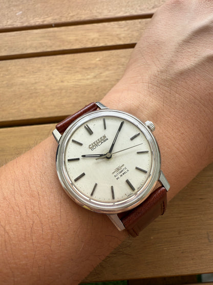 Citizen Cutlass raro