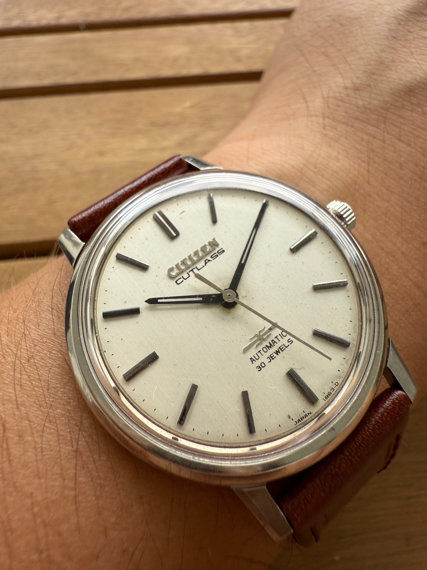 Citizen Cutlass raro