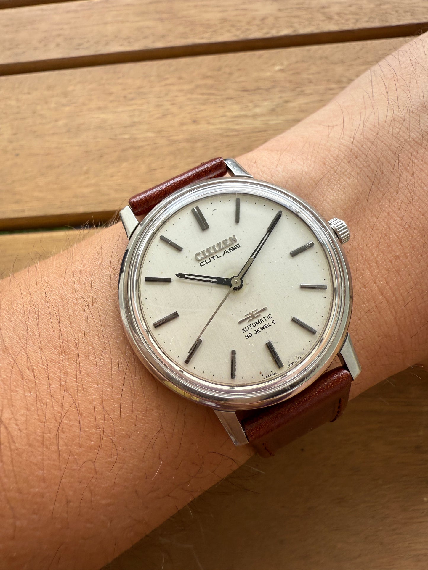 Citizen Cutlass raro