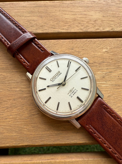 Citizen Cutlass raro